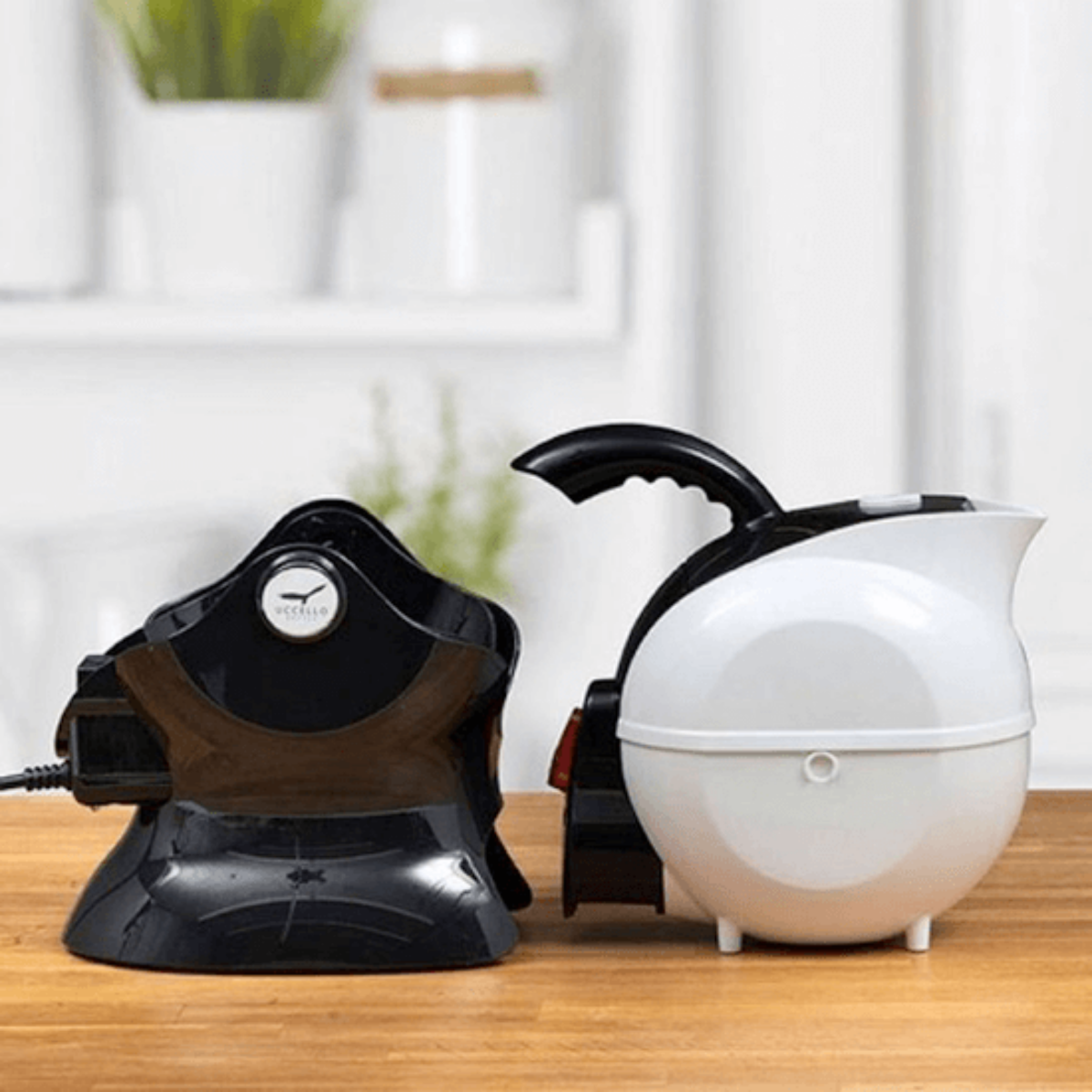 Uccello Kettle Tipper – Safe Pouring Aid for Elderly, Arthritis & Limited Strength